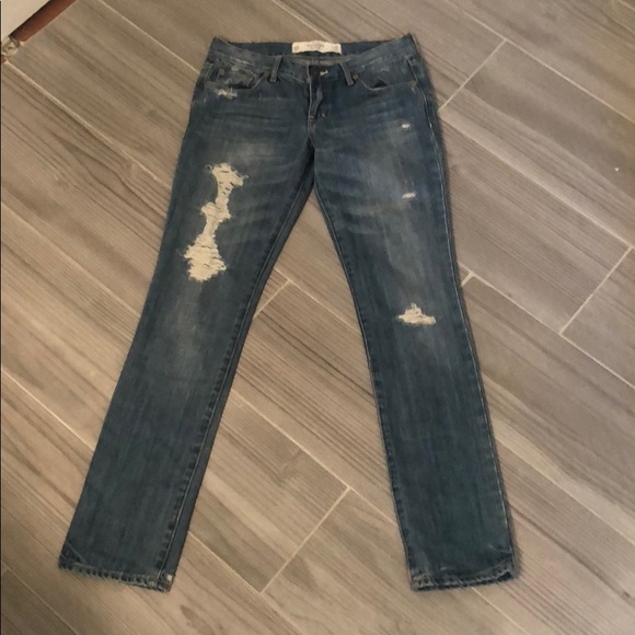 Abercrombie & Fitch Denim - Abercrombie & Fitch Erin Distressed Jeans EUC